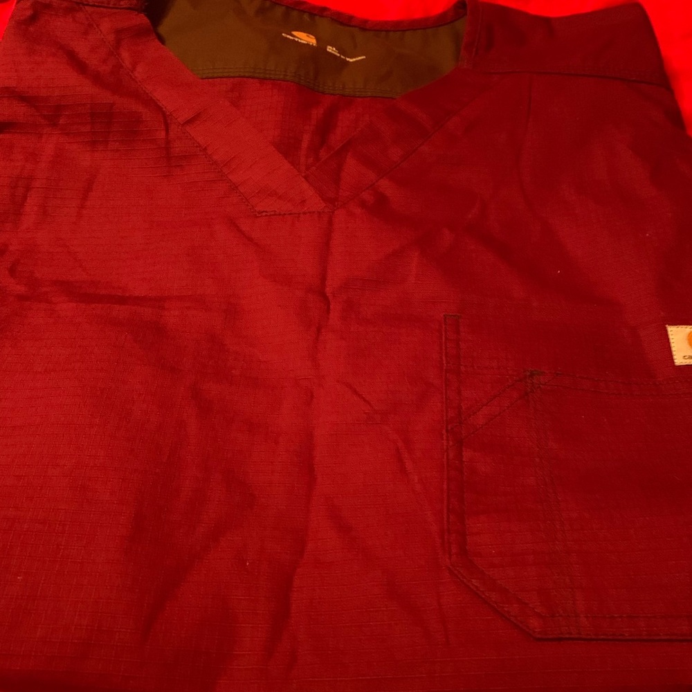 Carhartt scrub top. Size xl maroon in color.